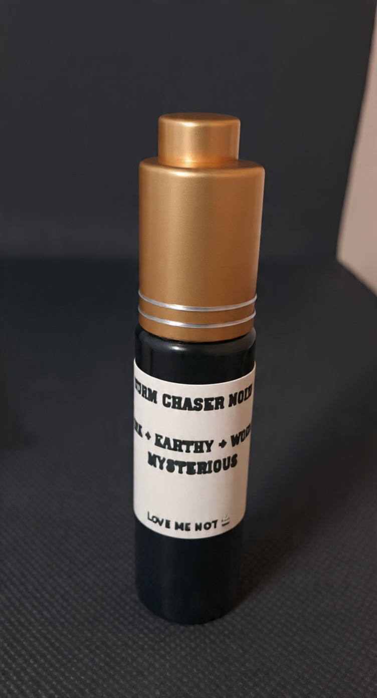 Storm Chaser Noir LOVE ME NOT men’s fragrance roller bottle